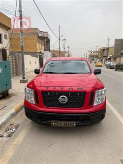 نيسان تيتان
